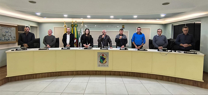REALIZADA A 1ª SESSÃO ORDINÁRIA DESSE MÊS DE JULHO.